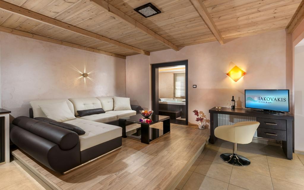 Iakovakis Suites & Spa Koropi Luaran gambar